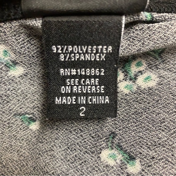 Torrid Strappy Cami Top Size 2 Black Floral Print - Picture 8 of 8